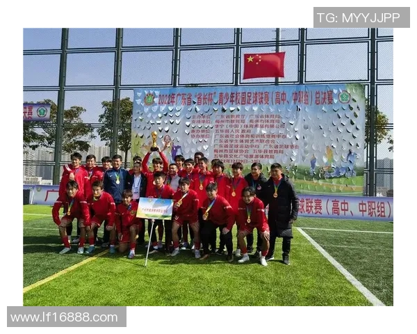 杭州足球队的节奏与发展：探索城市足球文化的崛起与未来